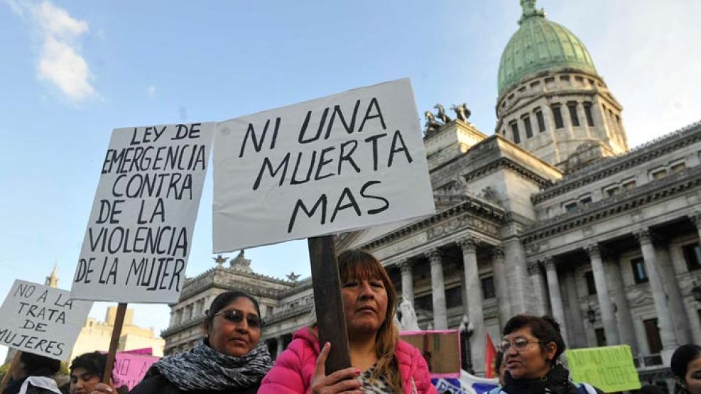 Un policía asesinó a golpes a una mujer en Buenos Aires - El Diario de ...